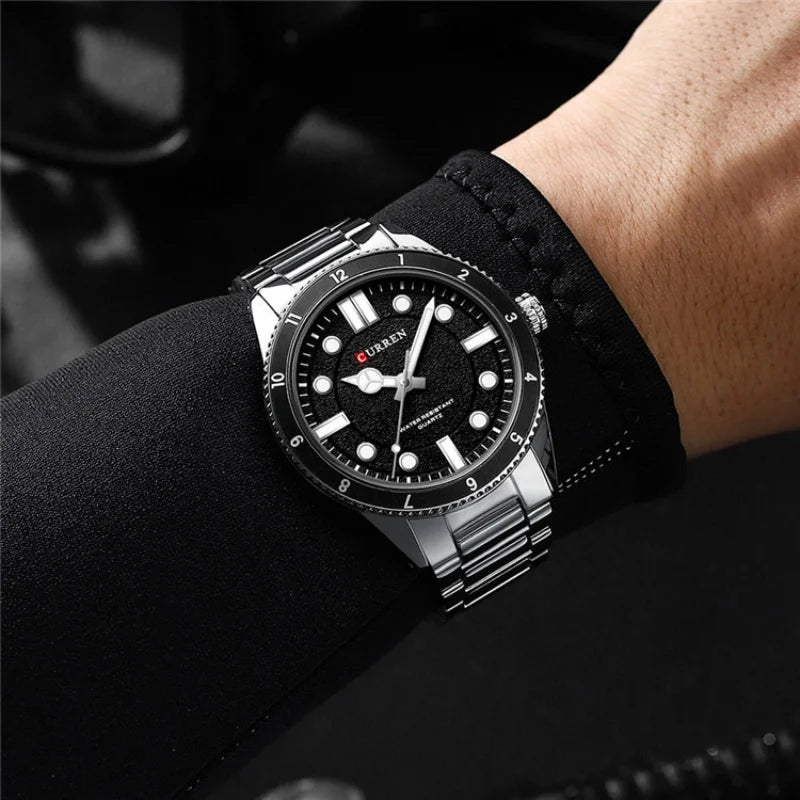 CURREN 8450 Relógios de quartzo masculinos à prova d'água pulseira de aço inoxidável moda esportiva luminosa homem de negócios simples relógio de pulso casual